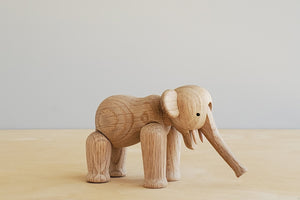 Kay Bojesen Elephants in wood small.