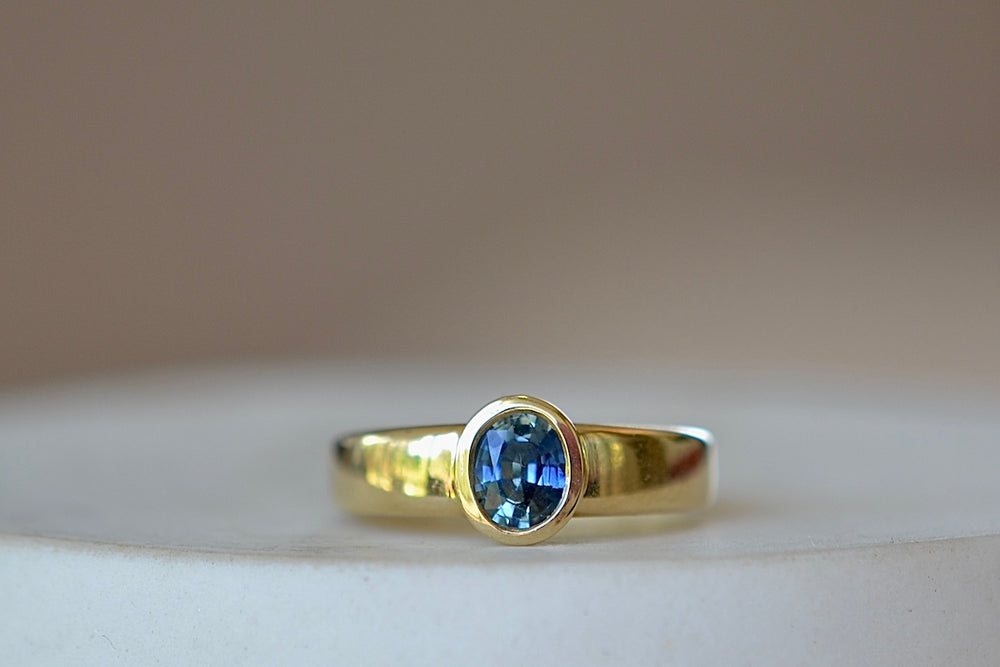 Tapered Band Blue Sapphire Solitaire