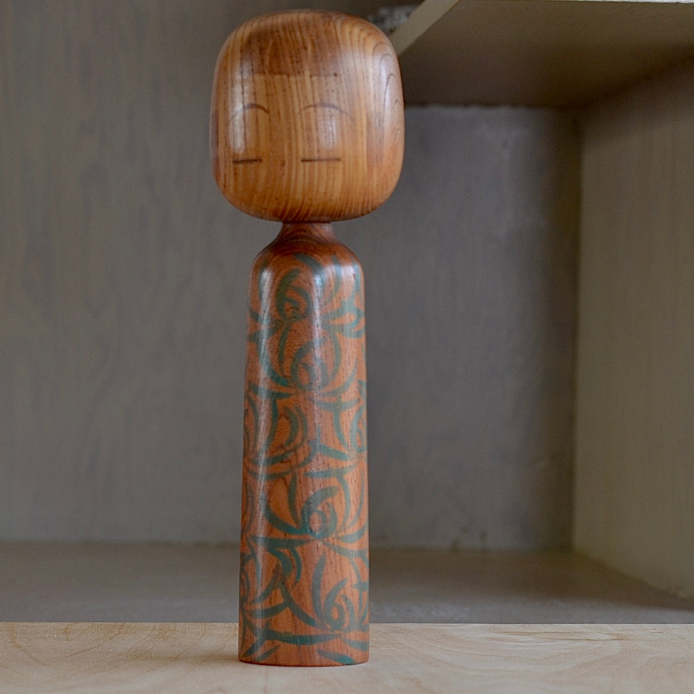 
            
                Load image into Gallery viewer, Forest Green kokeshi doll.
            
        
