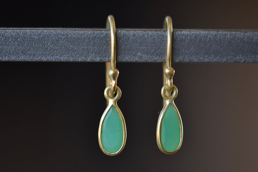 
            
                Load image into Gallery viewer, Tiny petal earrings by Tej Kothari in Chrysoprase.
            
        
