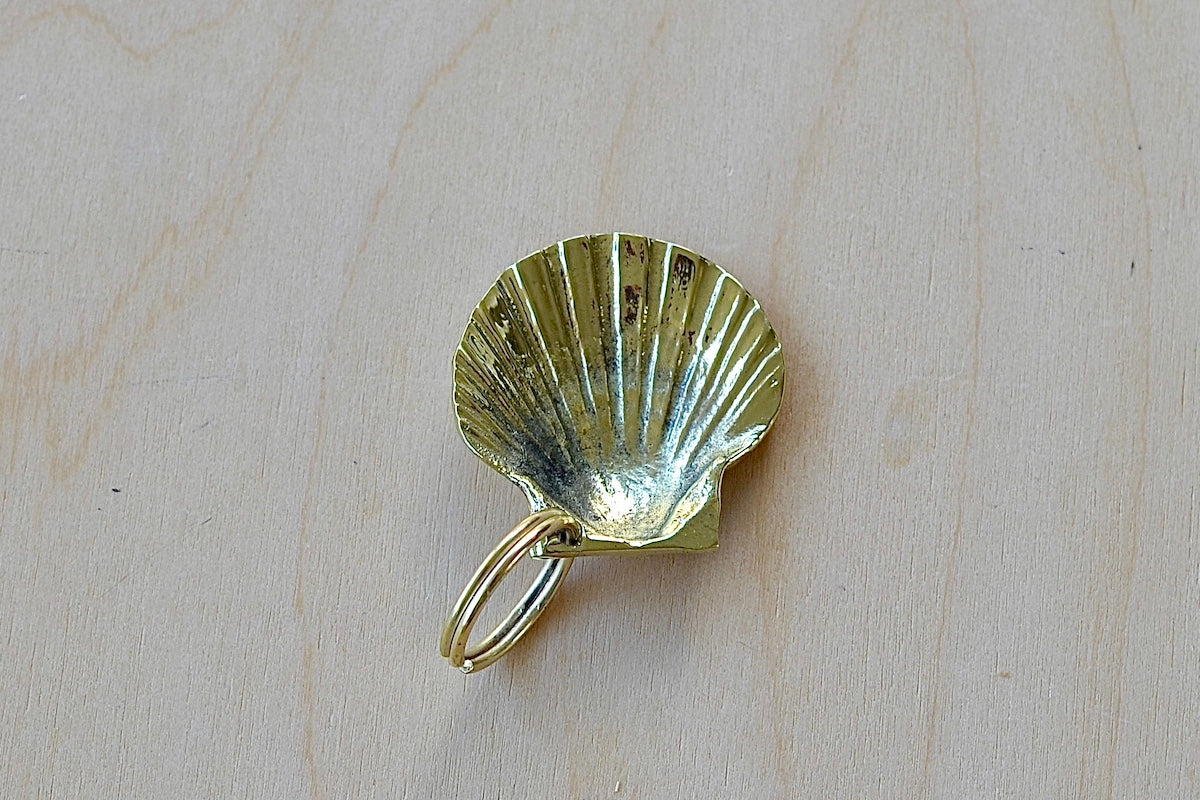 Aubock Keyring 5663 Seashell– OK Fine Furniture