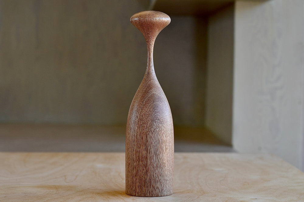 Serratus Pepper Mill in Mango