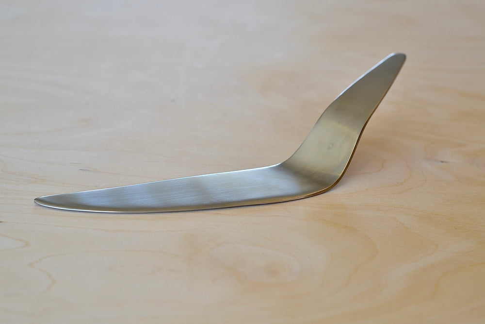 Pie server in stainless steel designed by Arne Jacobsen for Georg Jensen.