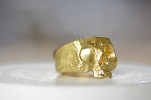 
            
                Load image into Gallery viewer, Polly Wales Snaggletooth Snaggle Tooth diamond baguette skull ring squared 18k yellow recycled gold 7.5
            
        