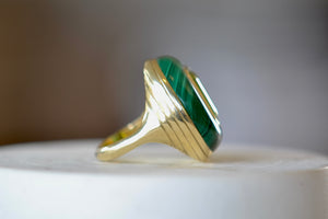 
            
                Load image into Gallery viewer, Side view of the The Large Lollipop Ring in malachite and Green tourmaline by Retrouvai. 
            
        