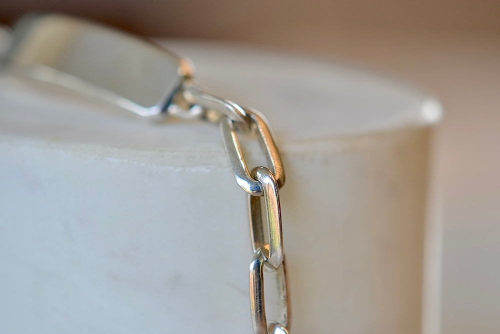 12 mm knife edge chubby chain clips for classic ID bracelet in silver by Lizzie Mandler.