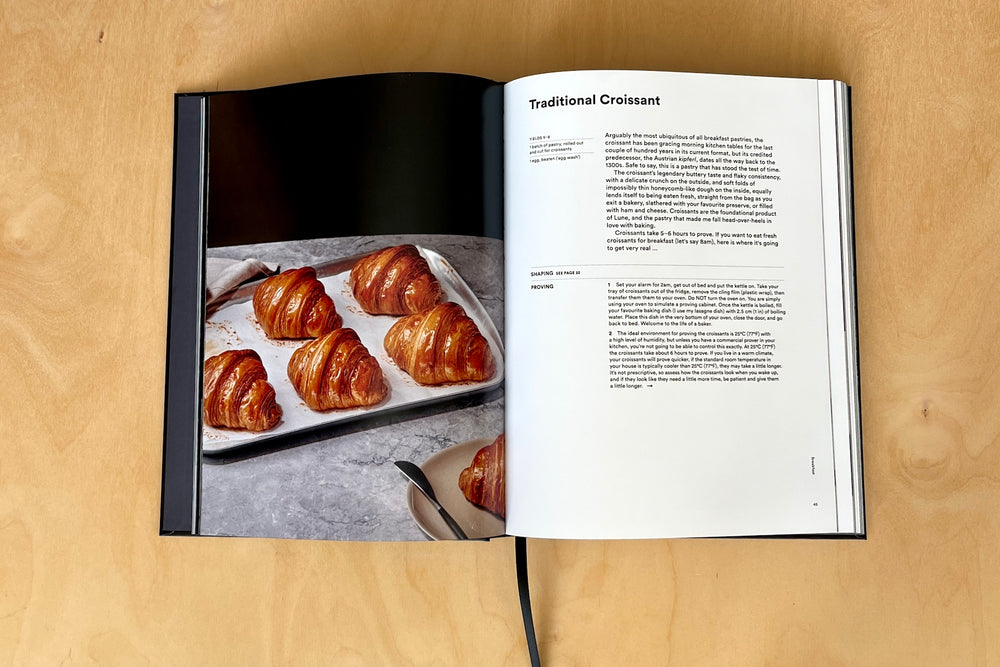 Page from LUNE: CROISSANTS ALL DAY, ALL NIGHT by Kate Reid.
