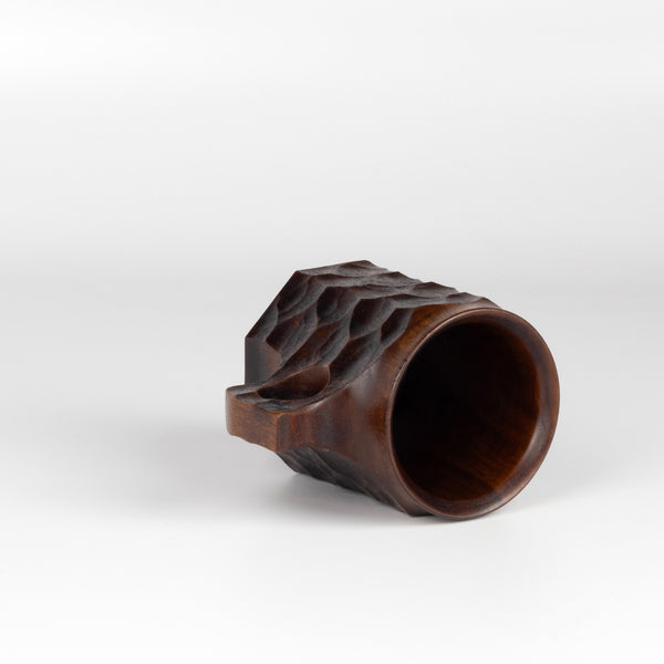 Jincup Urushi Large from Akihiro Woodworks on its side.
