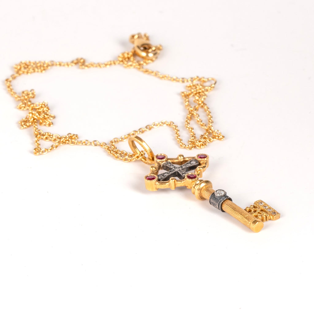 Full image of key pendant.