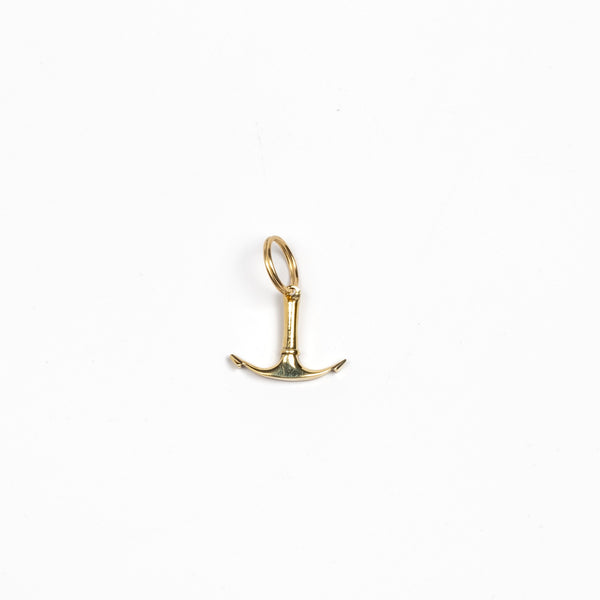 Werkstätte Carl Auböck Aubock Keyring Anchor #7151 in polished brass.