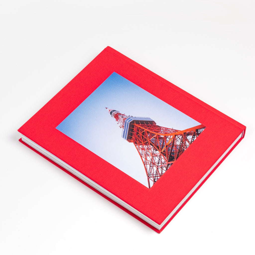 Back cover of Type 7 Travel Guide book to Tokyo, featuring Tokyo Tower.