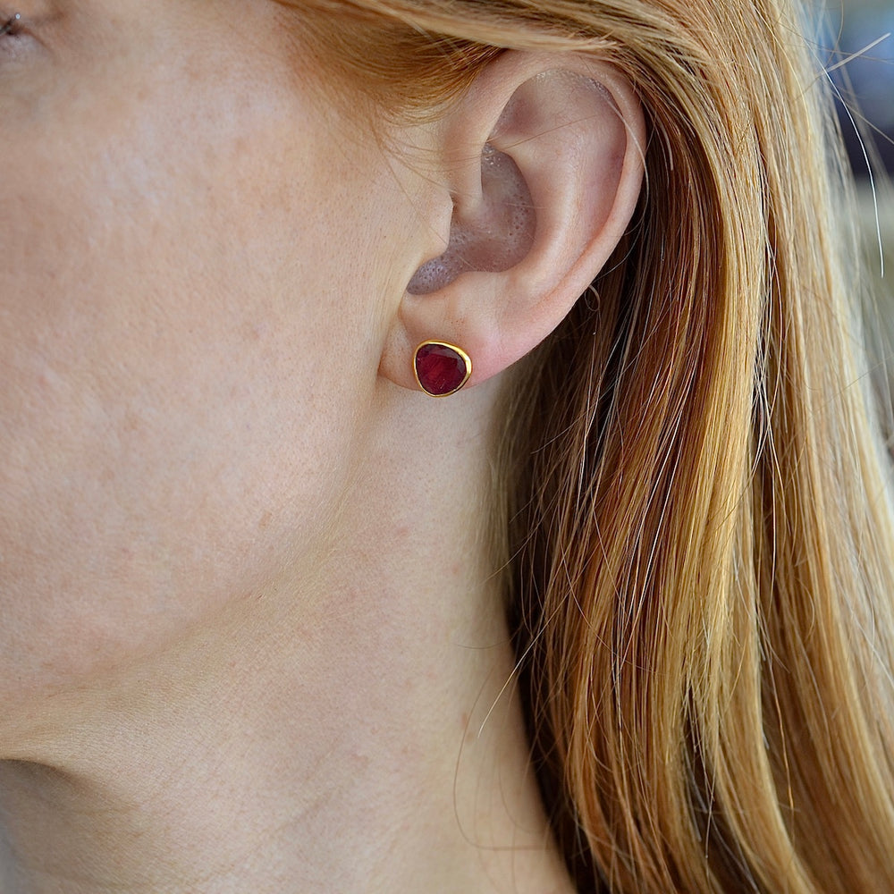 Showing the Pippa Small pink tourmaline stud earrings worn.