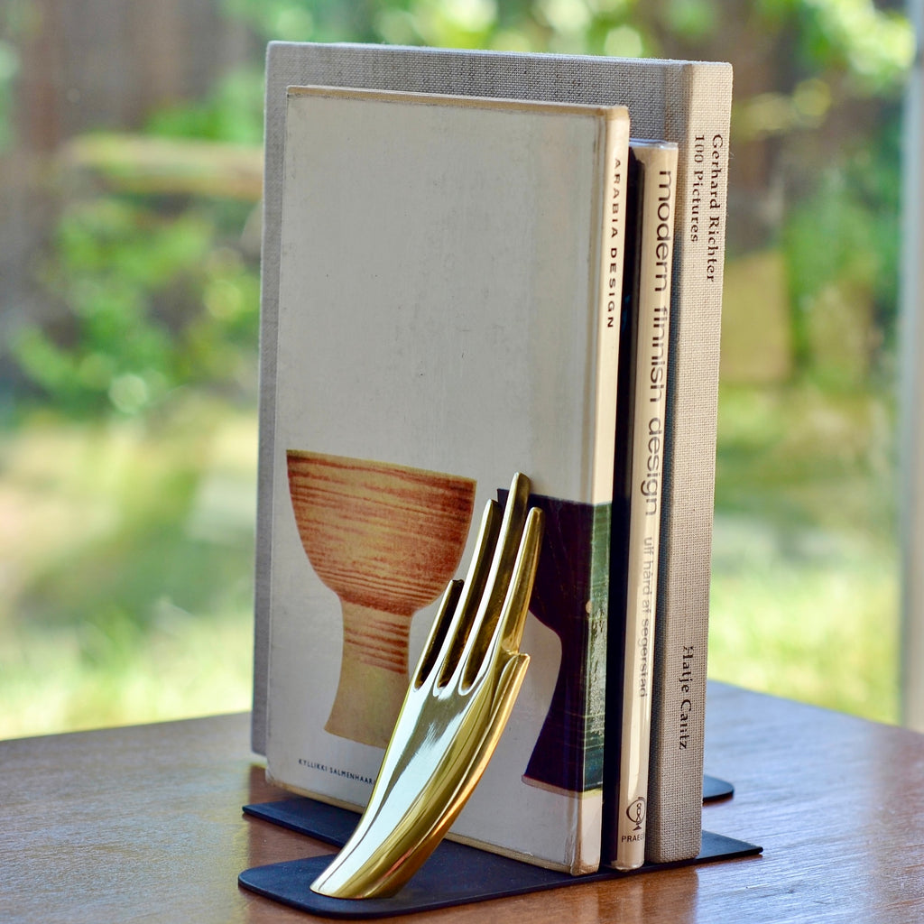 Aubock Bookends 1928 Hands bookends are polished and hand shape bookends 1928 with patinated base. Designed by Carl Auböck and handmade in Austria.