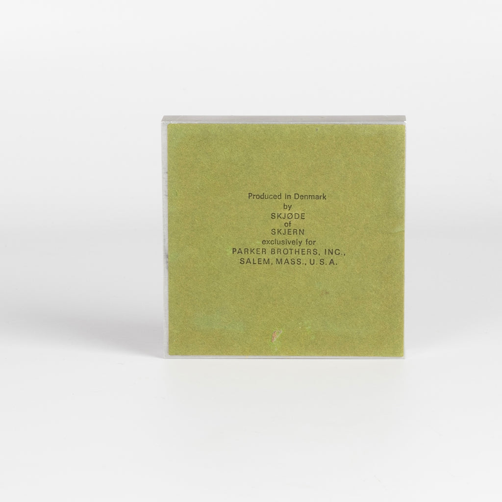 Bottom of alluminum tray.