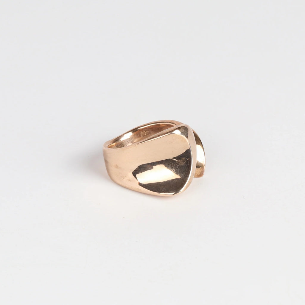 Monica Castiglioni Pino 02 Ring in bronze on white background.