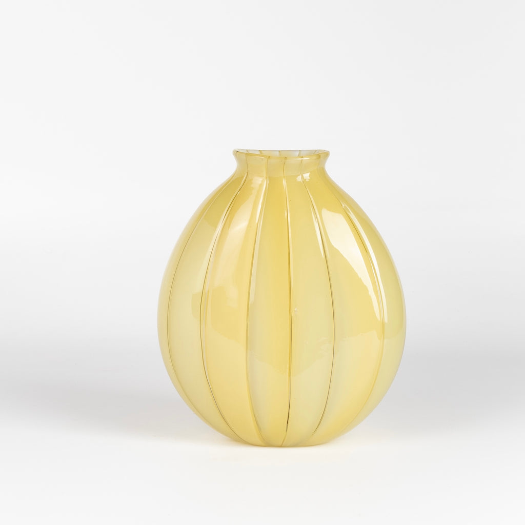 Robin Mix onion Skin vase is a flat cane vase From Studio Glass Master Robin Mix. His sensibilities come from his training in Scandinavia, but his produced using the most sophisticated and iconic of traditional modernist Italian techniques.