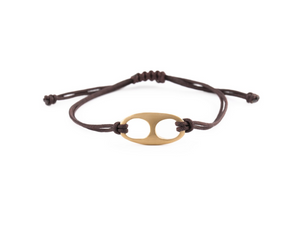 Studio shot of Marina bracelet y Lisa Ziff in brown.