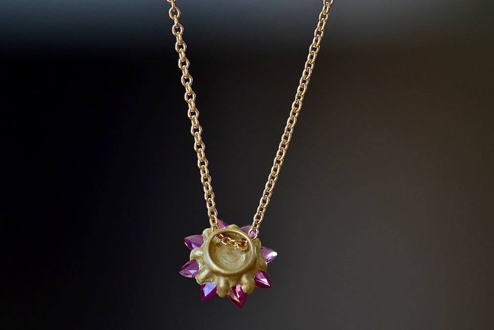 Back of Daisy necklace by Polly Wales.