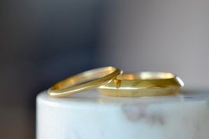 Petite and Double Knife Edge Wedding Band by Lizzie Mandler 1.7mm in 18k yellow gold is handmade in Los Angeles. Unisex.