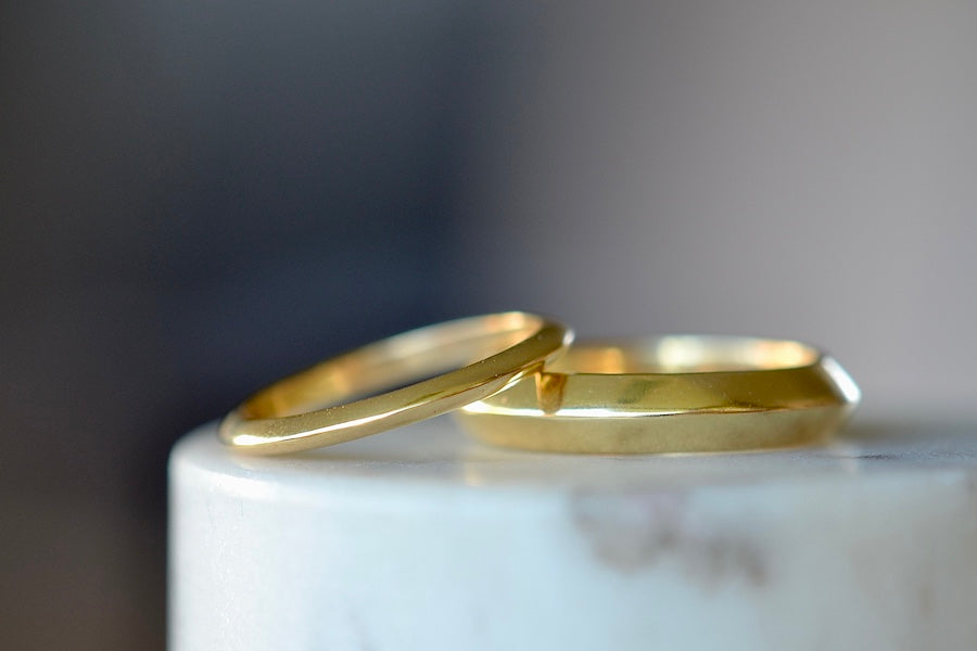 Petite and Basic Double Row Knife Edge Band by Lizzie Mandler is a 4mm unisex wedding band  in 18k yellow gold. Handmade in Los Angeles.