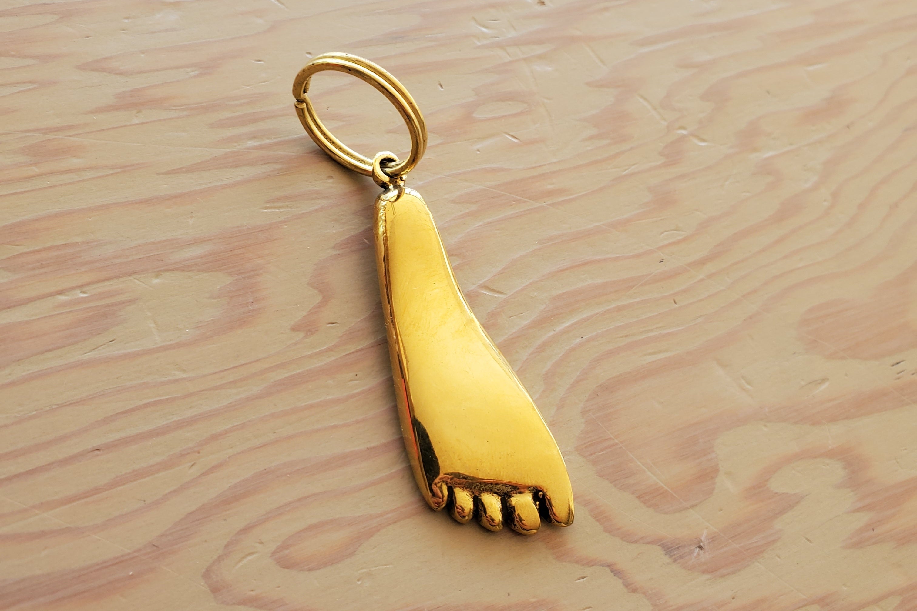 Aubock Keyring 5735 Foot– OK Fine Furniture