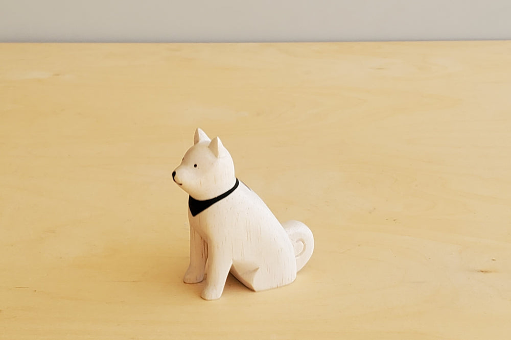 
            
                Load image into Gallery viewer, T-lab wooden animals are handmade in Bali from albizia wood, a lightweight fast-growing wood from the South Pacific. A dog with black bandana.
            
        
