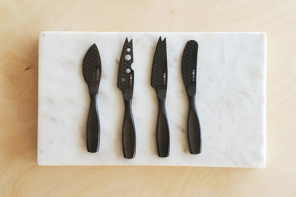 Cheese Knives by Boska is a mini set of 4 knives in black. Designed in the Netherlands.