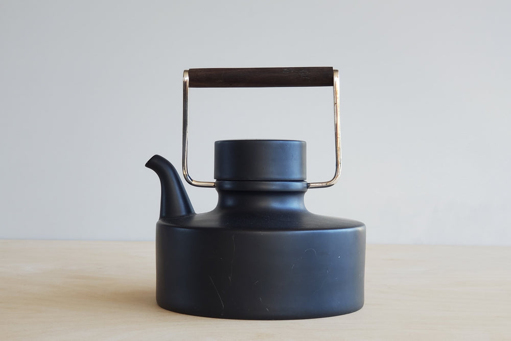Vintage "Tea for Two" Teapot by Tapio Wirkkala