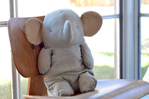 
            
                Load image into Gallery viewer, Large Grey Elephant in linen is a soft toy by Maileg and part of Safari Friends collection.
            
        