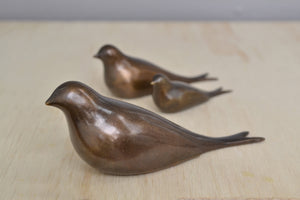 
            
                Load image into Gallery viewer, Bronze Objects &amp;quot;Swallows&amp;quot; by Anne Ricketts in three sizes.
            
        