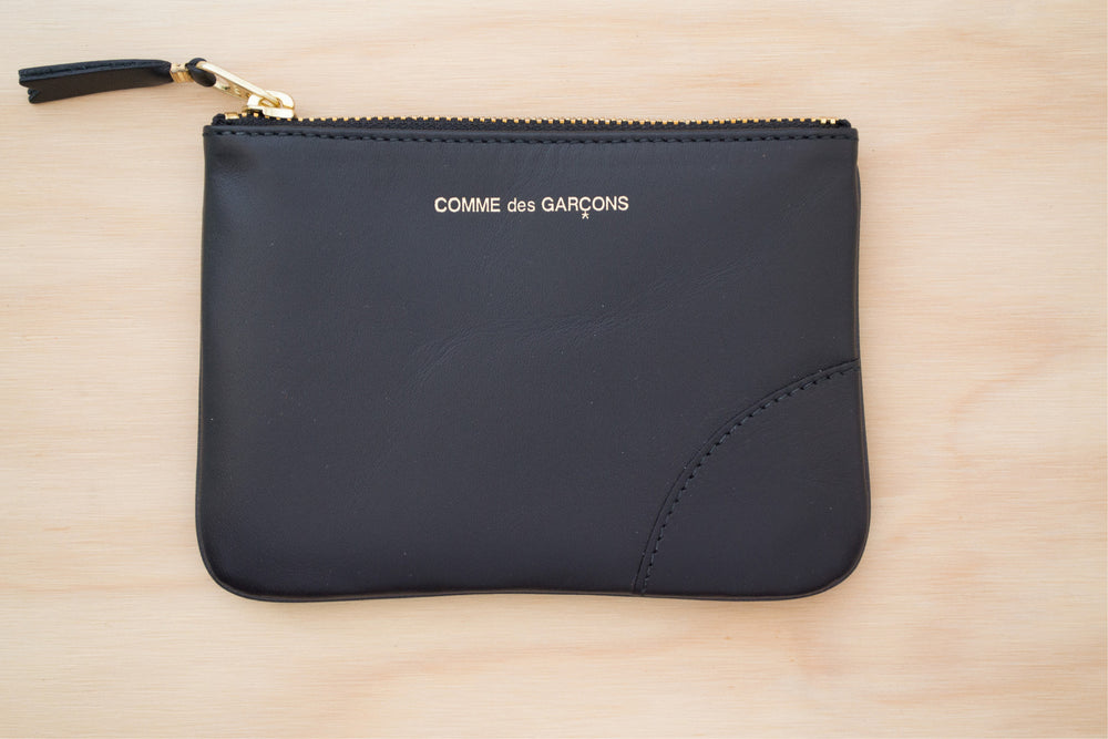 
            
                Load image into Gallery viewer, Comme Des Garcon Coin Pouch in black | OK
            
        