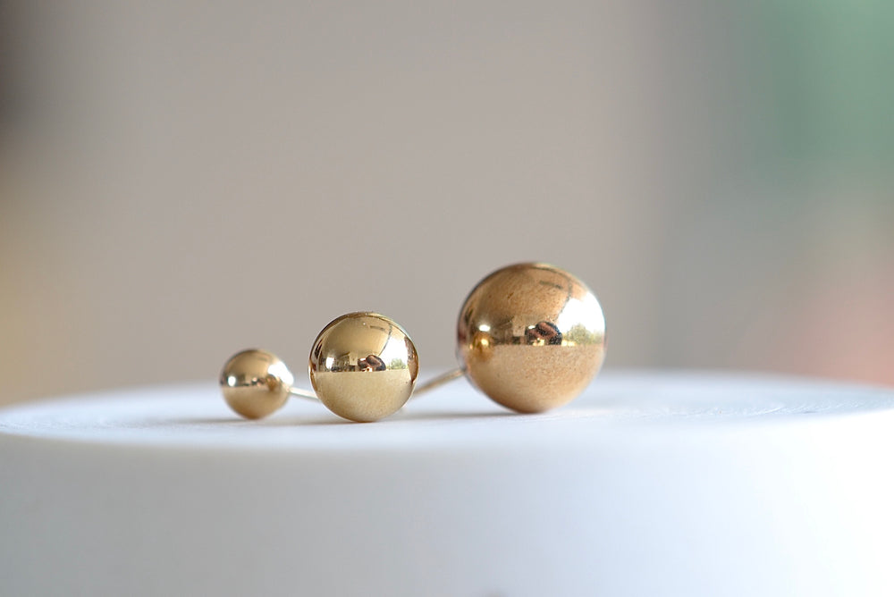 
            
                Load image into Gallery viewer, Kathleen Whitaker Sphere Stud Earring s small, medium, large 14k yellow gold hollow round
            
        