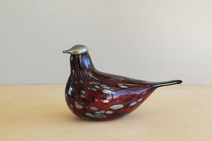 
            
                Load image into Gallery viewer, OIva Toikka Ruby Red Bird Dove in glass with red speckled design from Iittala. 
            
        