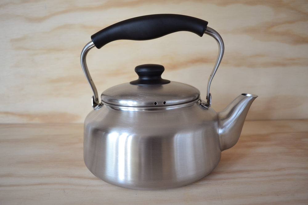 
            
                Load image into Gallery viewer, Stainless steel Kettle by Sori Yanagi.
            
        